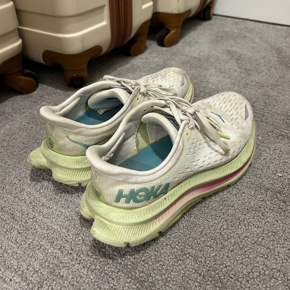HOKA Kawana